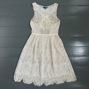 White Lace Sleeveless Dress